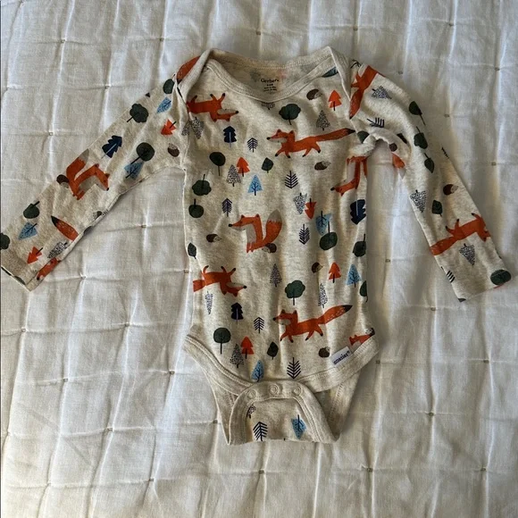8 piece 6-9mo. Cozy Baby Boy Clothes (029) - Picture 8 of 16